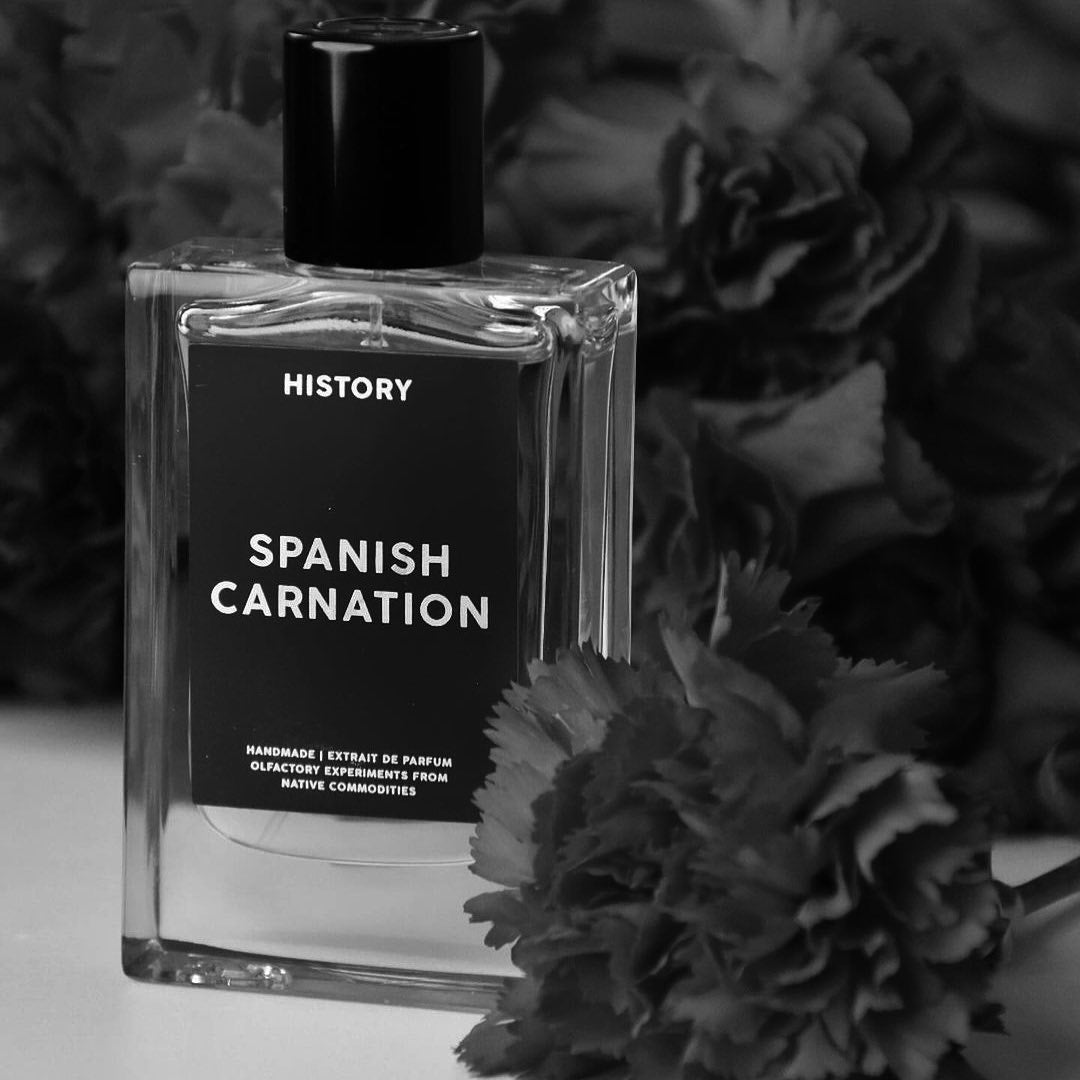 Alghabra Parfums Spanish Carnation | The Scent House – TheScentHouse